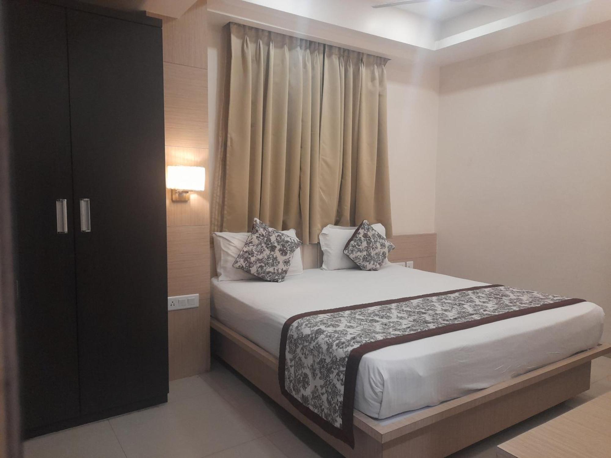 Variety Inn Patna  Esterno foto