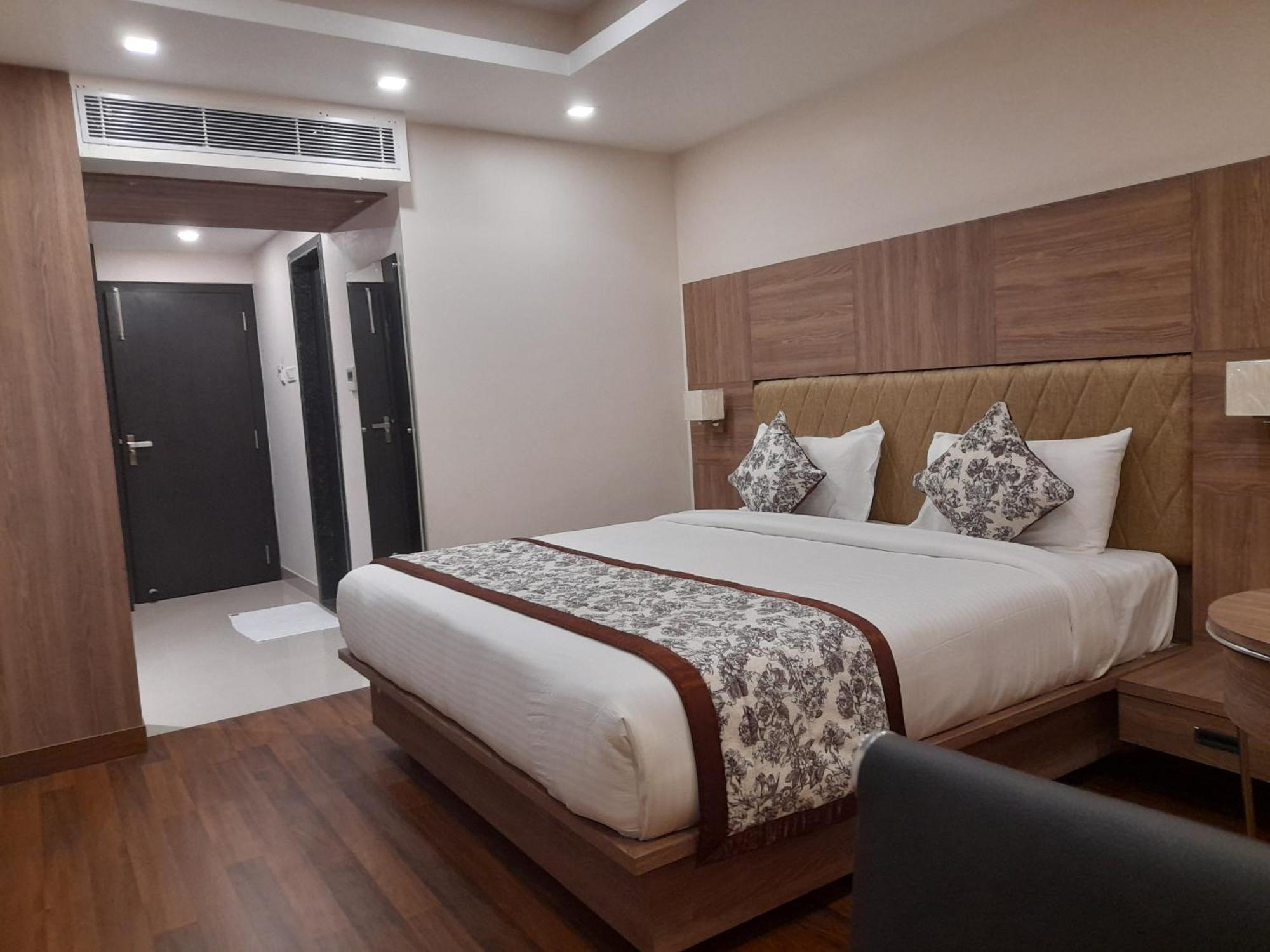 Variety Inn Patna  Esterno foto